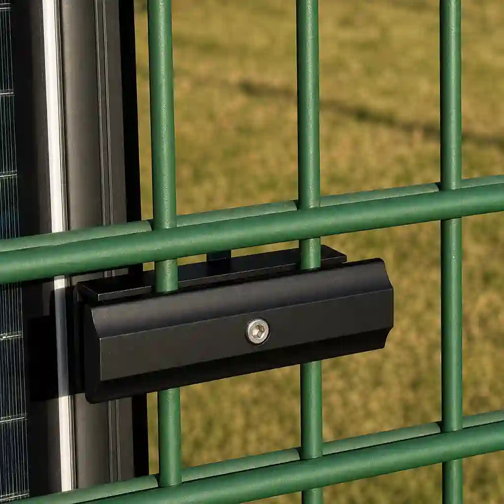 Worldwide Solar Model 3 – Mesh Fence Solar Panel Mounting – Full Pallet
